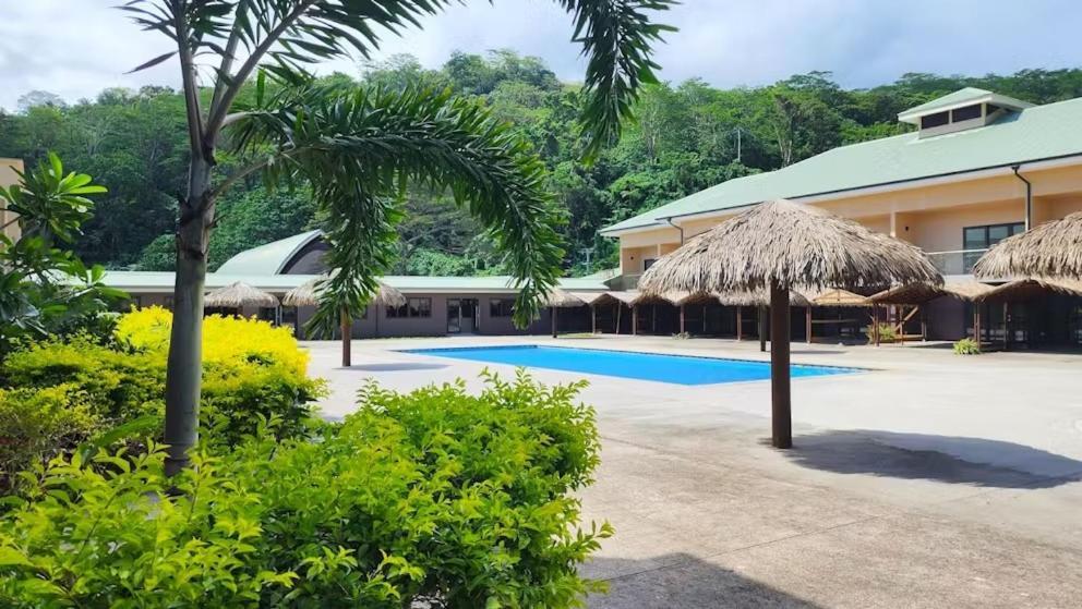 Survivor Samoa Beach Resort Falelatai Kültér fotó